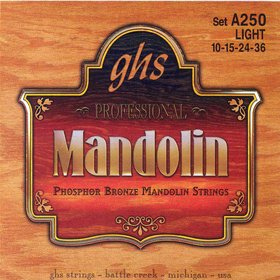 A250 SET MANDOLIN, PH BR, LT GHS STRUNY